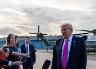 Офіційний представник Трампа заявив, що угода між США і Китаєм щодо запобігання заборони TikTok може бути близька