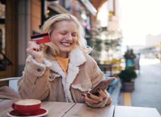 Розблокуйте кешбек на свята: прості стратегії для додаткових заощаджень у 2026 році