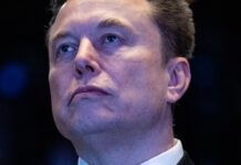 NLRB припиняє справу проти SpaceX через звільнення співробітників