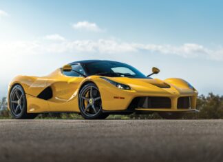 Знаменитости старше 50 и их многомиллионные активы