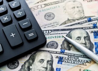 ChatGPT ujawnia zasady IRS dla osób oszczędzających na podatkach z klasy średniej