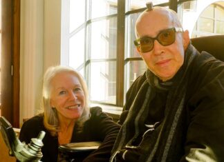 Manusia Membuat Musik Langsung Dengan Implan Otaknya