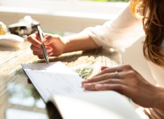 Como anular um cheque: um guia passo a passo para proteger sua conta