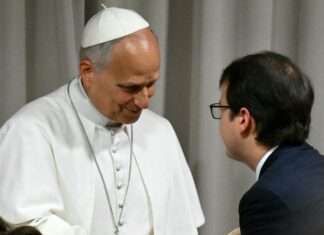 Il Papa vuole disarmare l’intelligenza artificiale